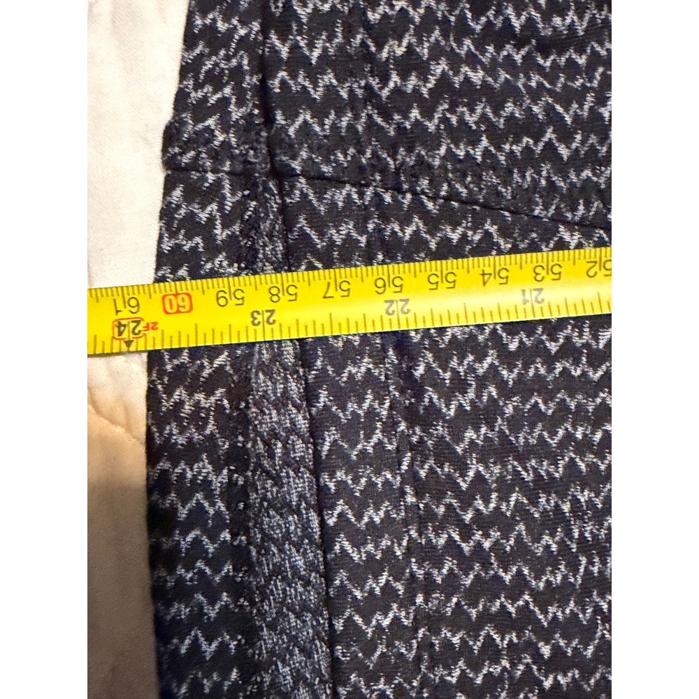 Athleta Heartbeat Jacket Womens Medium Black White Chevron Full Zip - Picture 9 of 10
